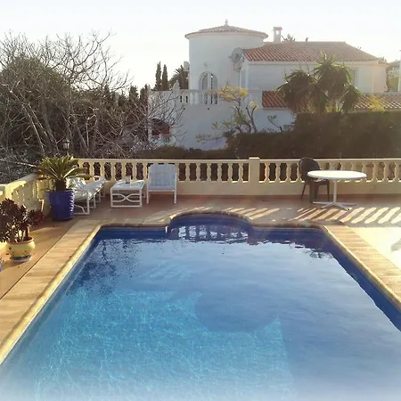 Alexandra Calpe