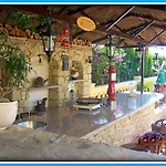Alexandra קלפה